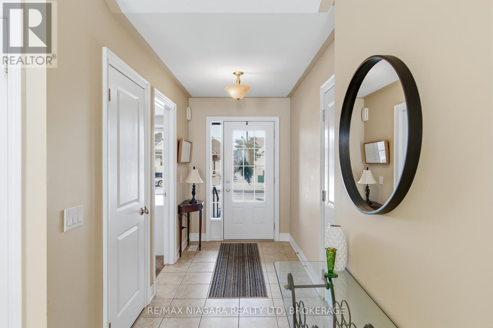 3959 Lower Coach Road, Fort Erie, Ontario  L0S 1S0 - Photo 6 - X12613158