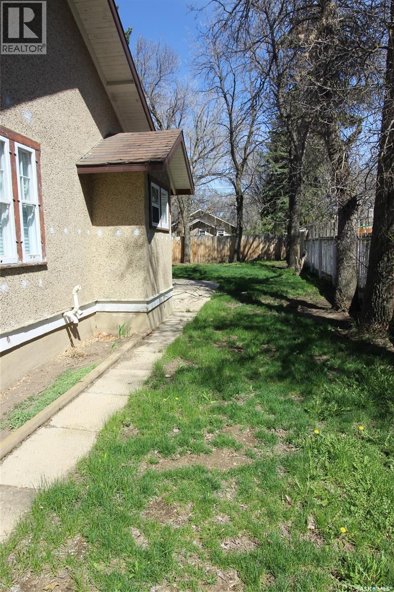 780 1st Street E, Shaunavon, Saskatchewan  S0N 2M0 - Photo 14 - SK034131