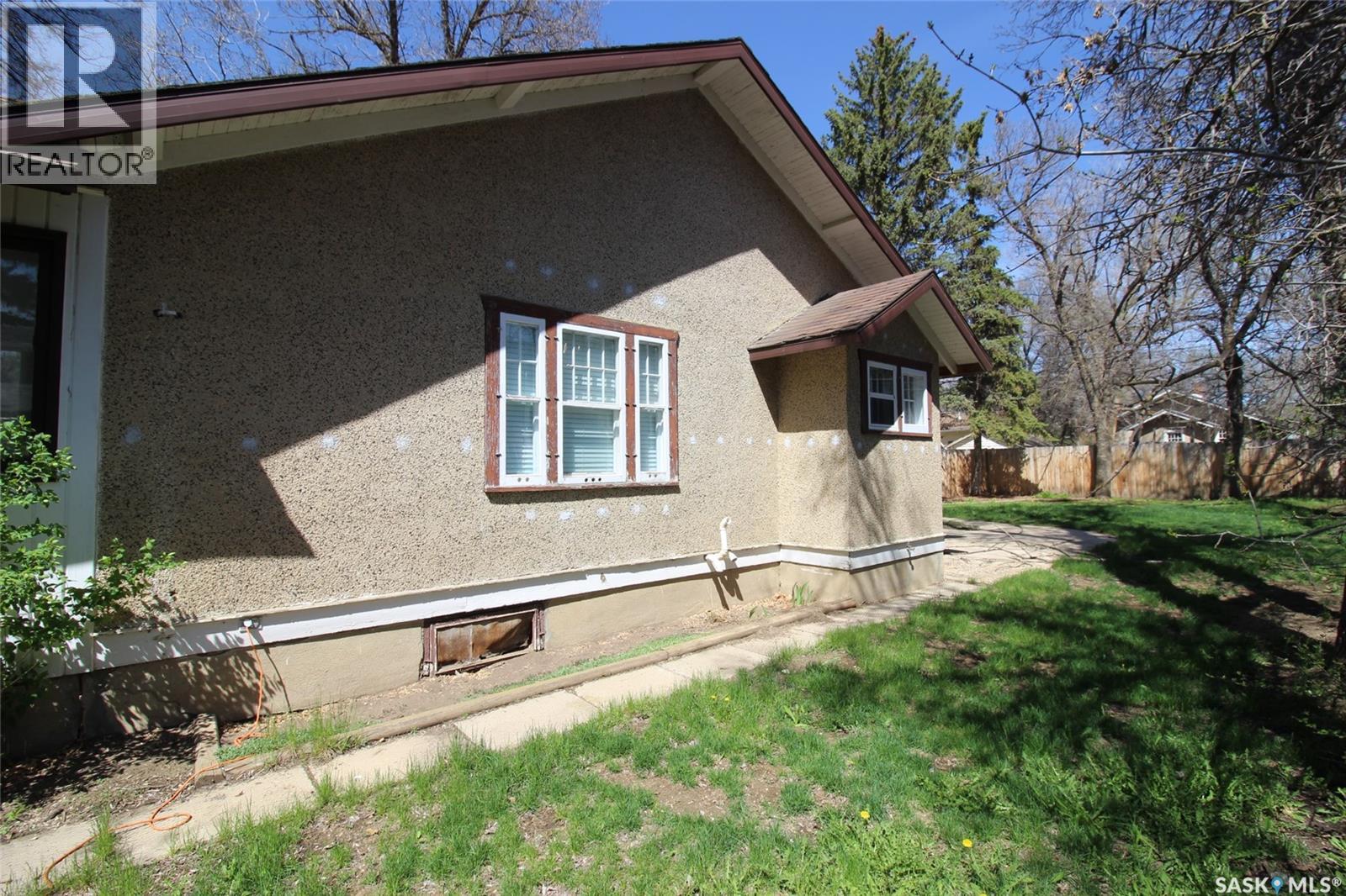 780 1st Street E, Shaunavon, Saskatchewan  S0N 2M0 - Photo 15 - SK034131