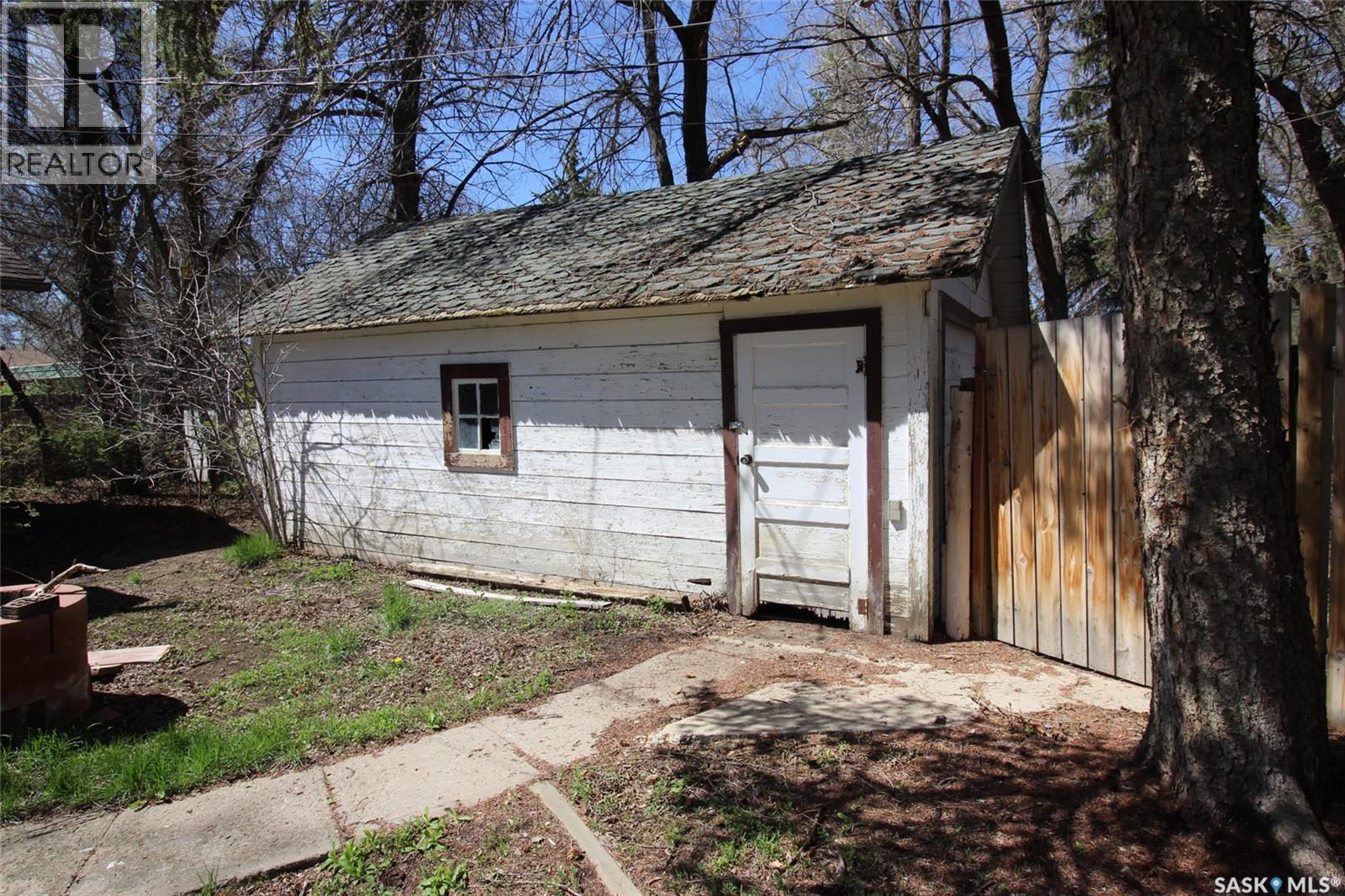 780 1st Street E, Shaunavon, Saskatchewan  S0N 2M0 - Photo 19 - SK034131