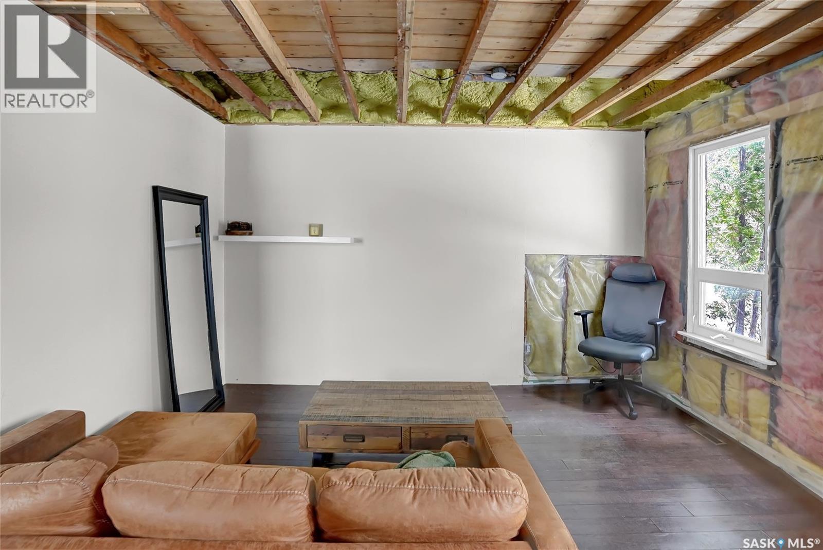 328 Cornwall Street, Regina, Saskatchewan  S4R 2G6 - Photo 4 - SK034130