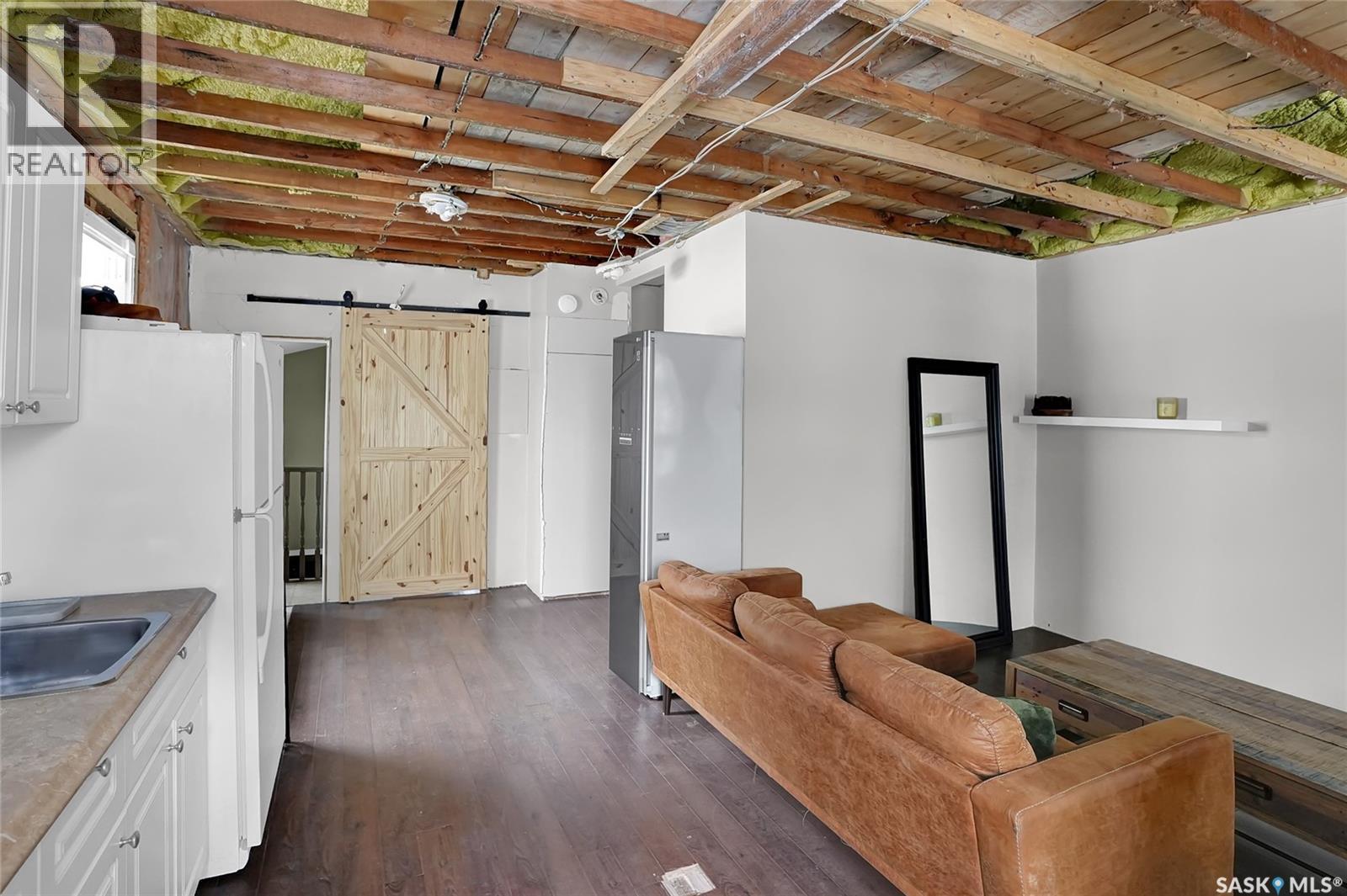 328 Cornwall Street, Regina, Saskatchewan  S4R 2G6 - Photo 8 - SK034130