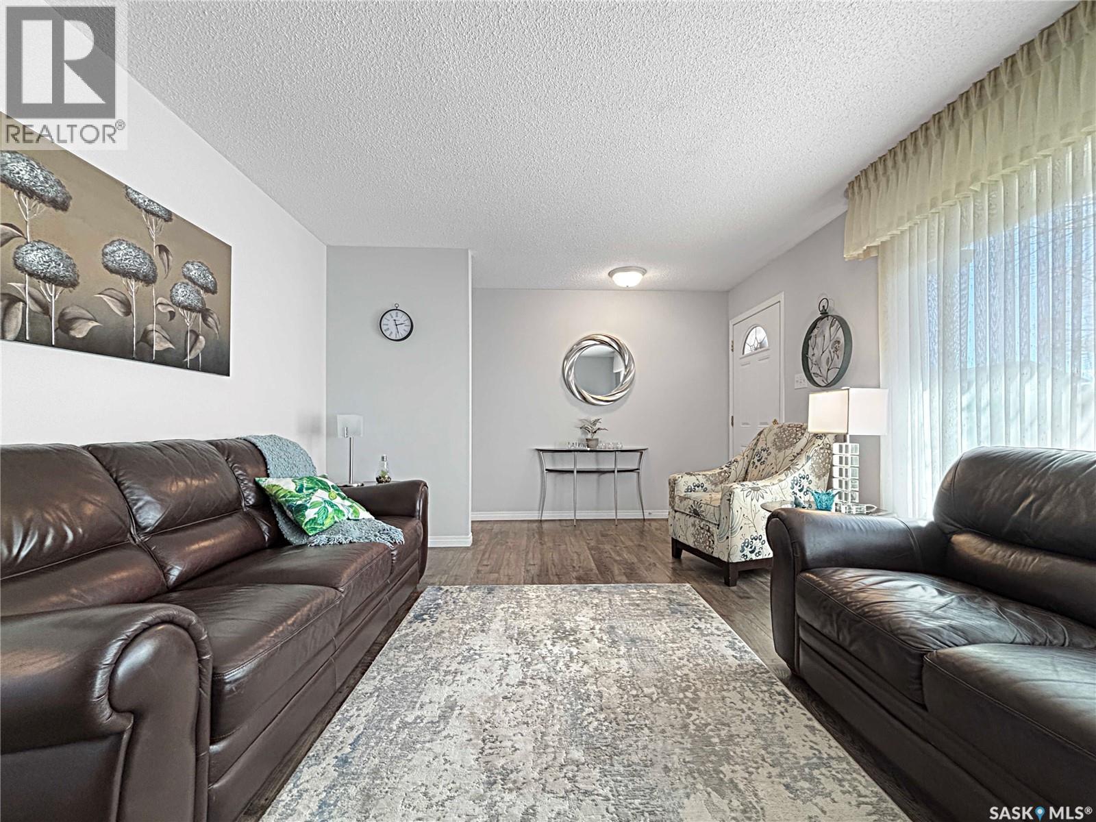 755 Tobin Terrace, Saskatoon, Saskatchewan  S7K 4P4 - Photo 6 - SK034118