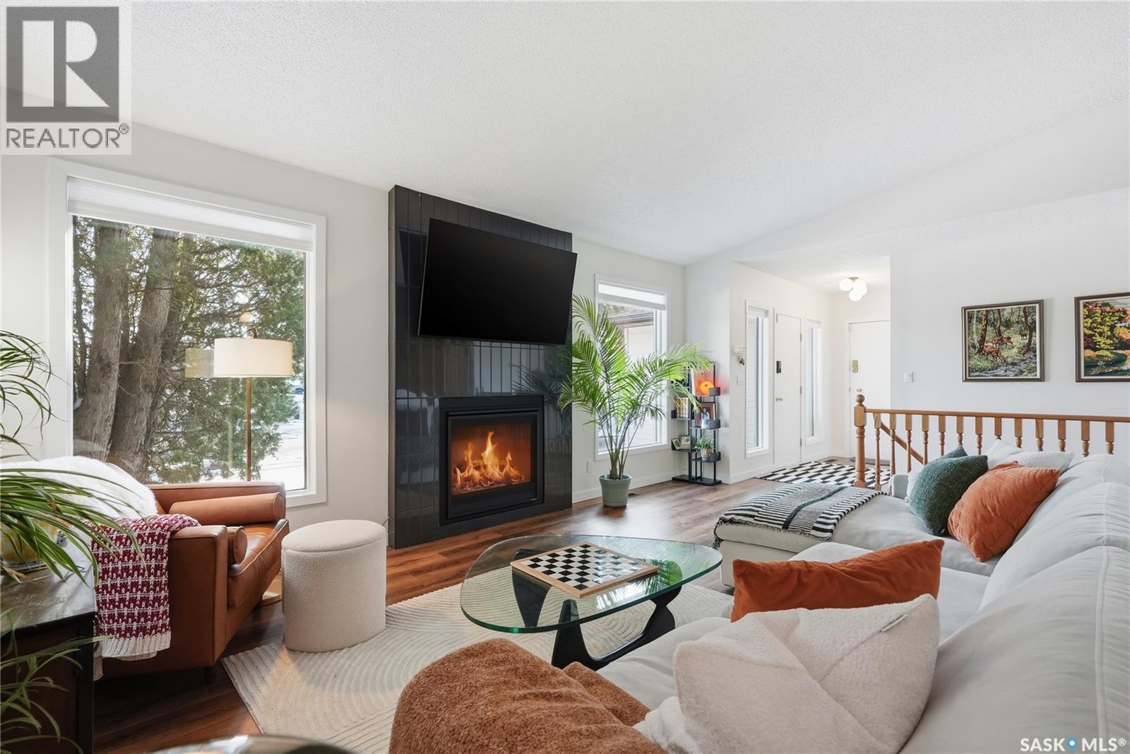 627 Delaronde Crescent, Saskatoon, Saskatchewan  S7J 3Z9 - Photo 2 - SK034113