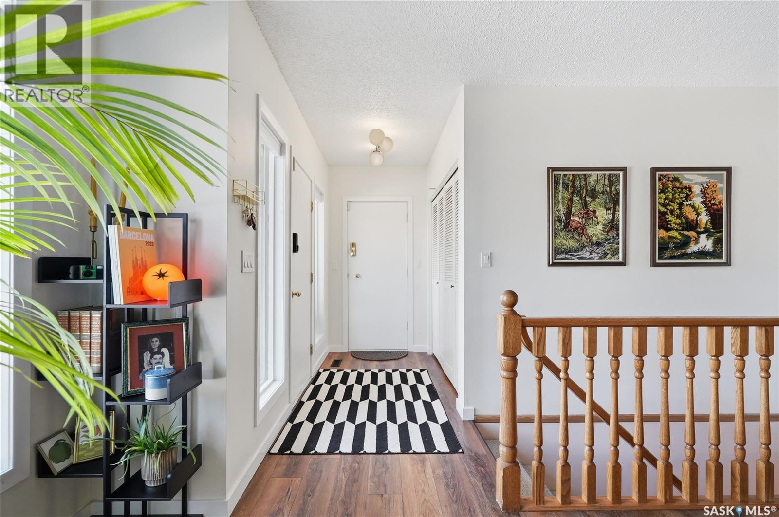 627 Delaronde Crescent, Saskatoon, Saskatchewan  S7J 3Z9 - Photo 5 - SK034113