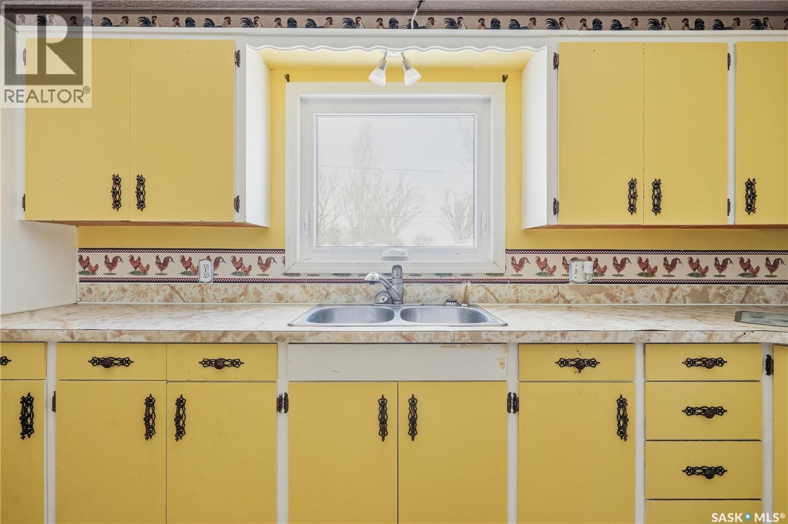 806 Vaughan Street, Moose Jaw, Saskatchewan  S6H 5N7 - Photo 12 - SK034035