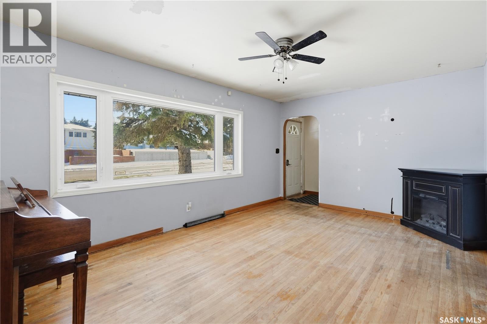 806 Vaughan Street, Moose Jaw, Saskatchewan  S6H 5N7 - Photo 4 - SK034035