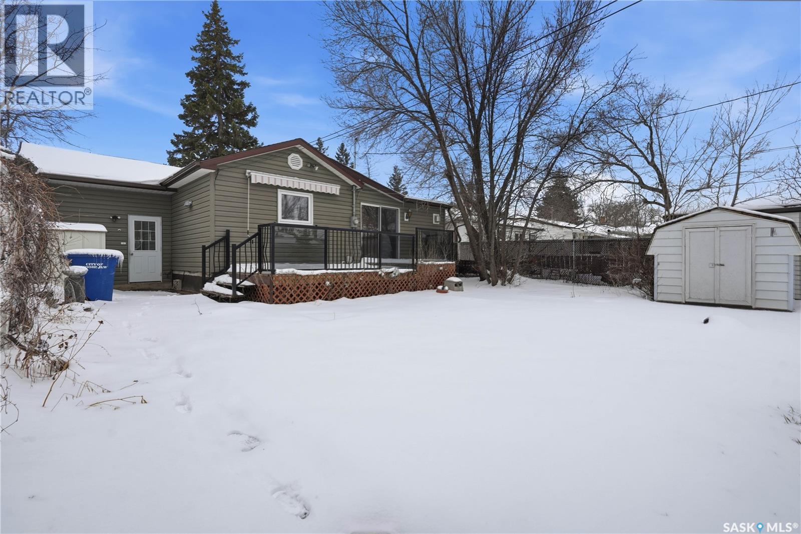 806 Vaughan Street, Moose Jaw, Saskatchewan  S6H 5N7 - Photo 41 - SK034035