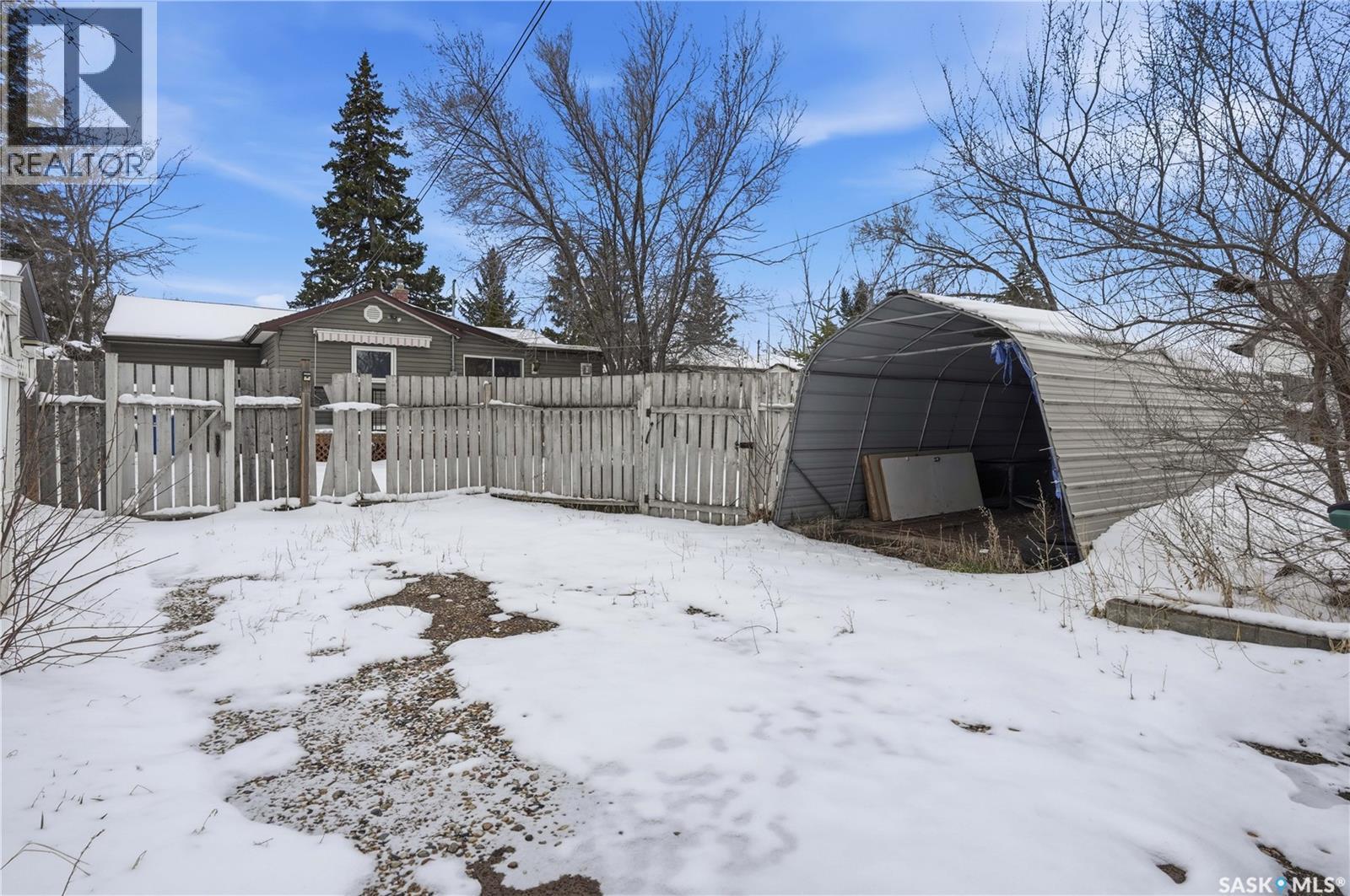 806 Vaughan Street, Moose Jaw, Saskatchewan  S6H 5N7 - Photo 44 - SK034035