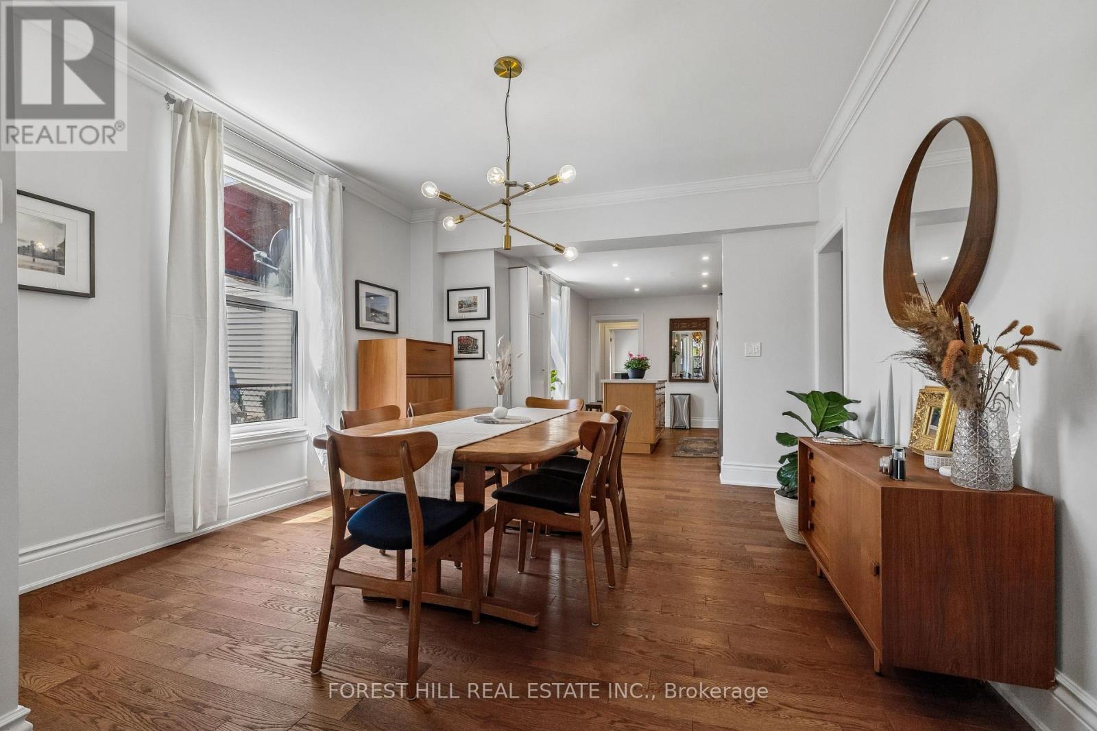 215 CATHARINE STREET N Hamilton (Beasley), ON L8L 4S7