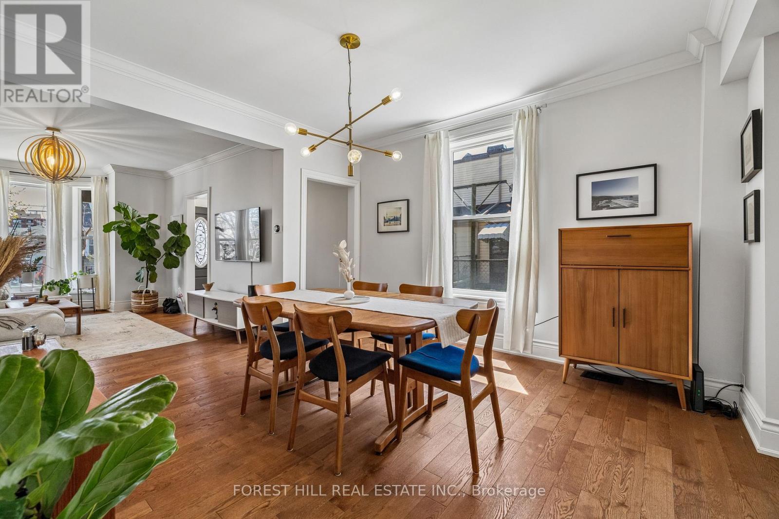 215 CATHARINE STREET N Hamilton (Beasley), ON L8L 4S7