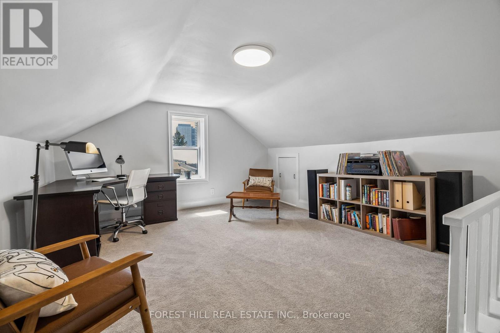 215 CATHARINE STREET N Hamilton (Beasley), ON L8L 4S7