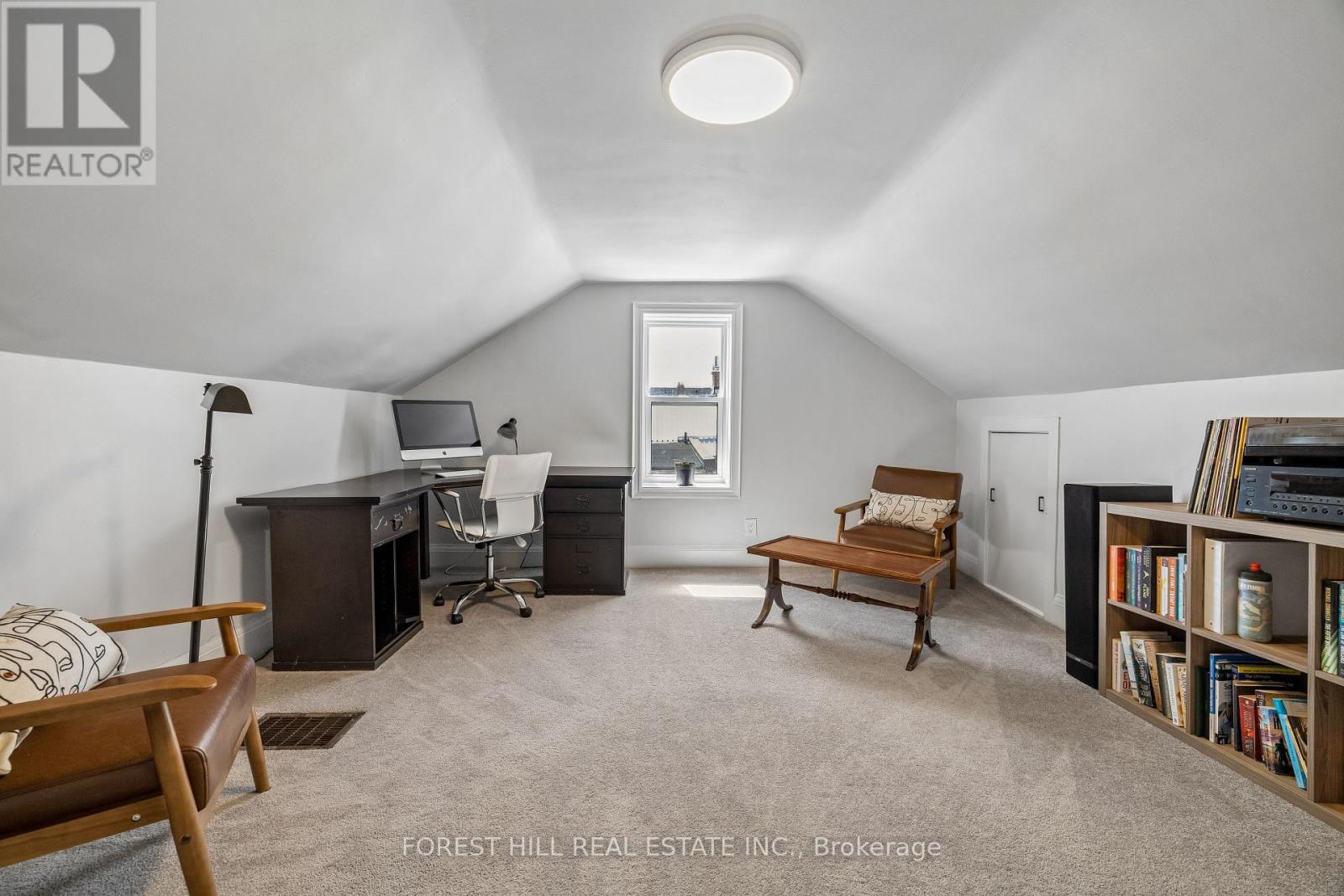 215 CATHARINE STREET N Hamilton (Beasley), ON L8L 4S7