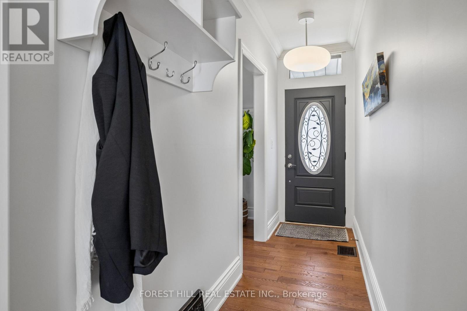 215 CATHARINE STREET N Hamilton (Beasley), ON L8L 4S7