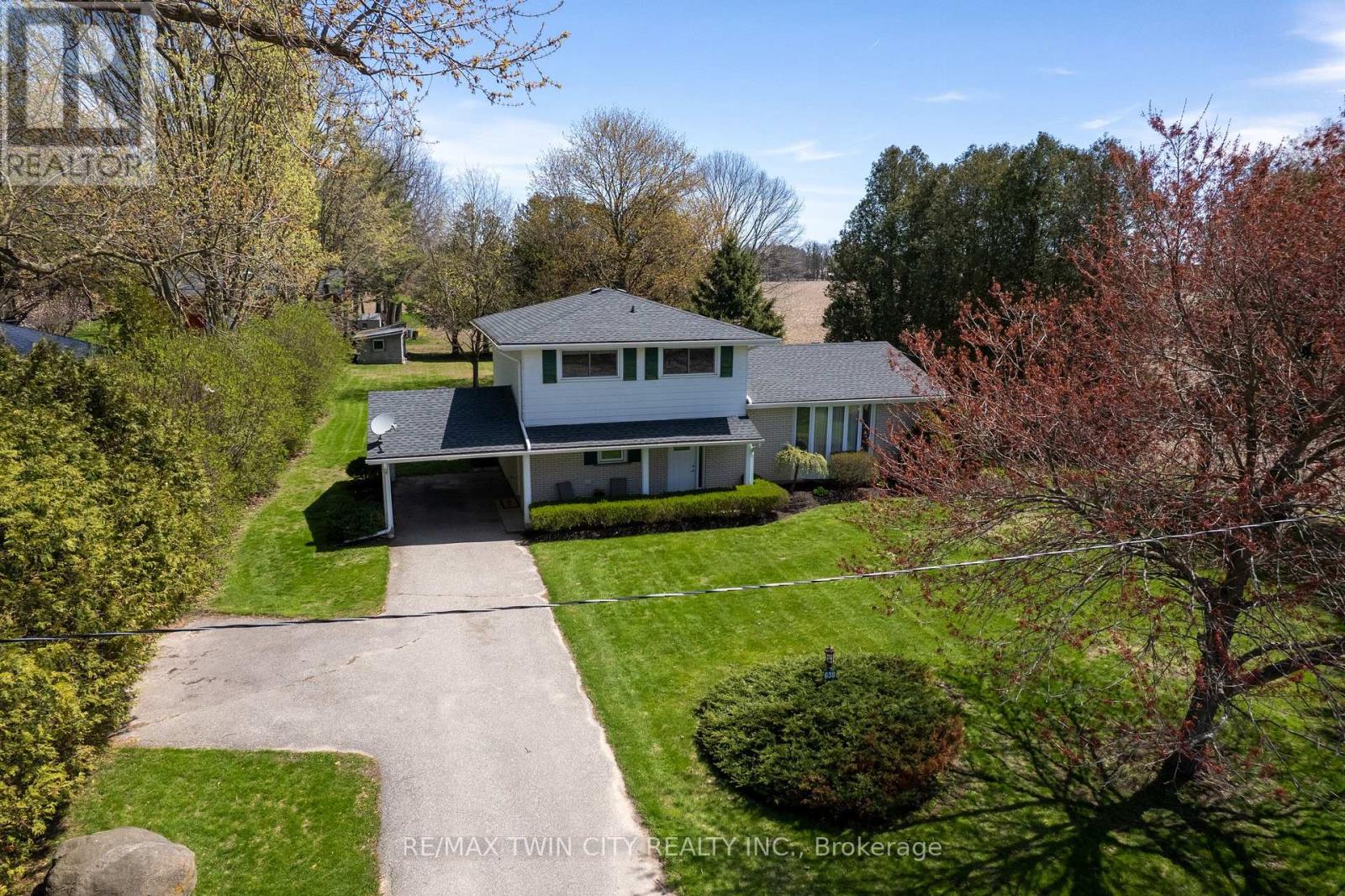 638 Oak Park Road, Brant, Ontario  N3T 5L8 - Photo 1 - X13052442