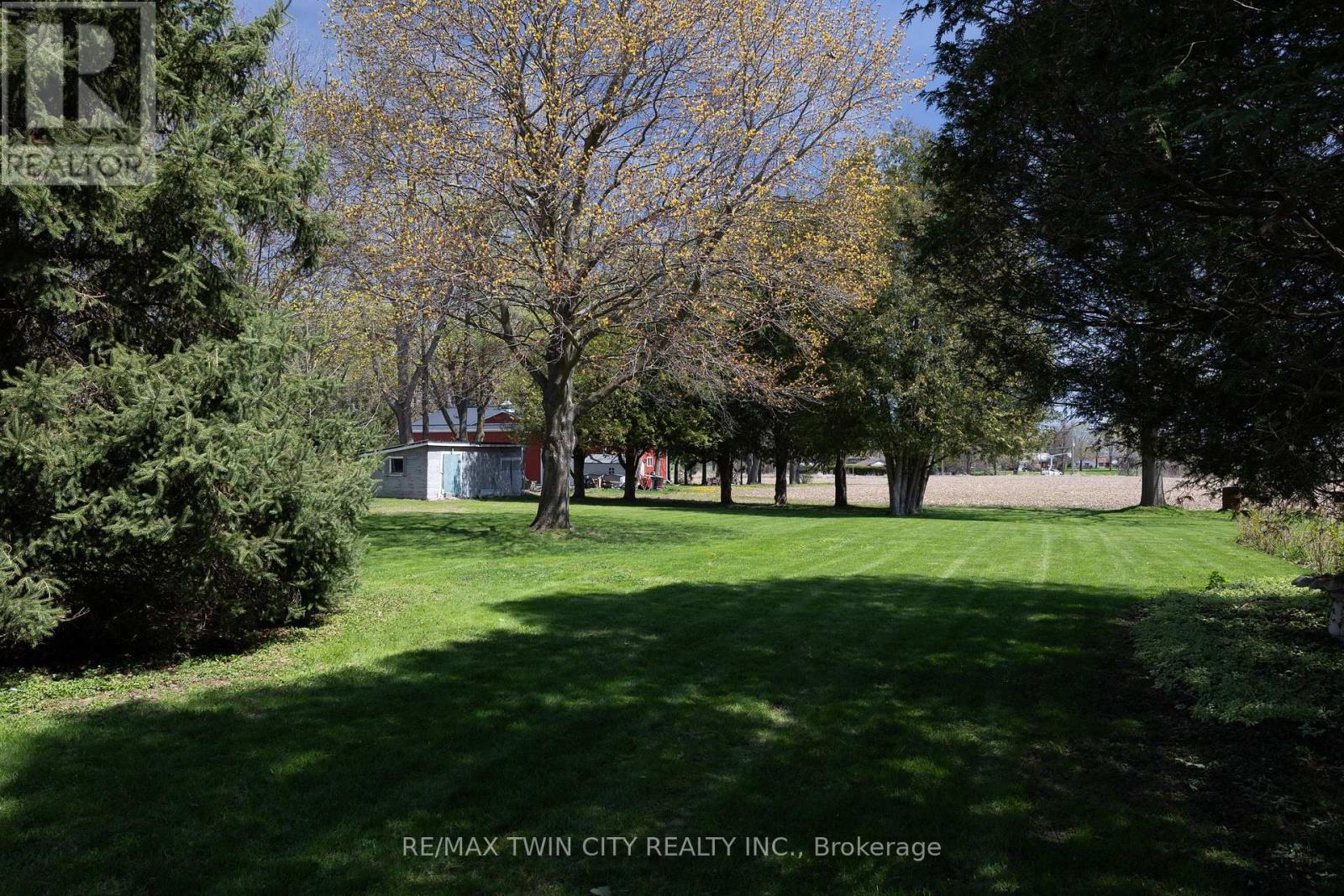 638 Oak Park Road, Brant, Ontario  N3T 5L8 - Photo 12 - X13052442