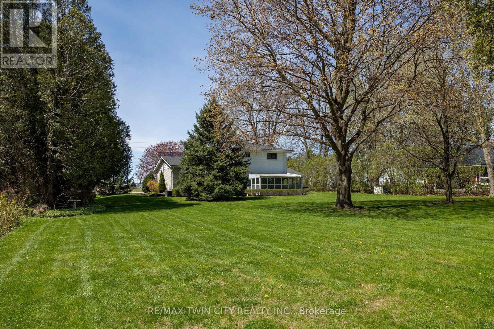 638 Oak Park Road, Brant, Ontario  N3T 5L8 - Photo 13 - X13052442