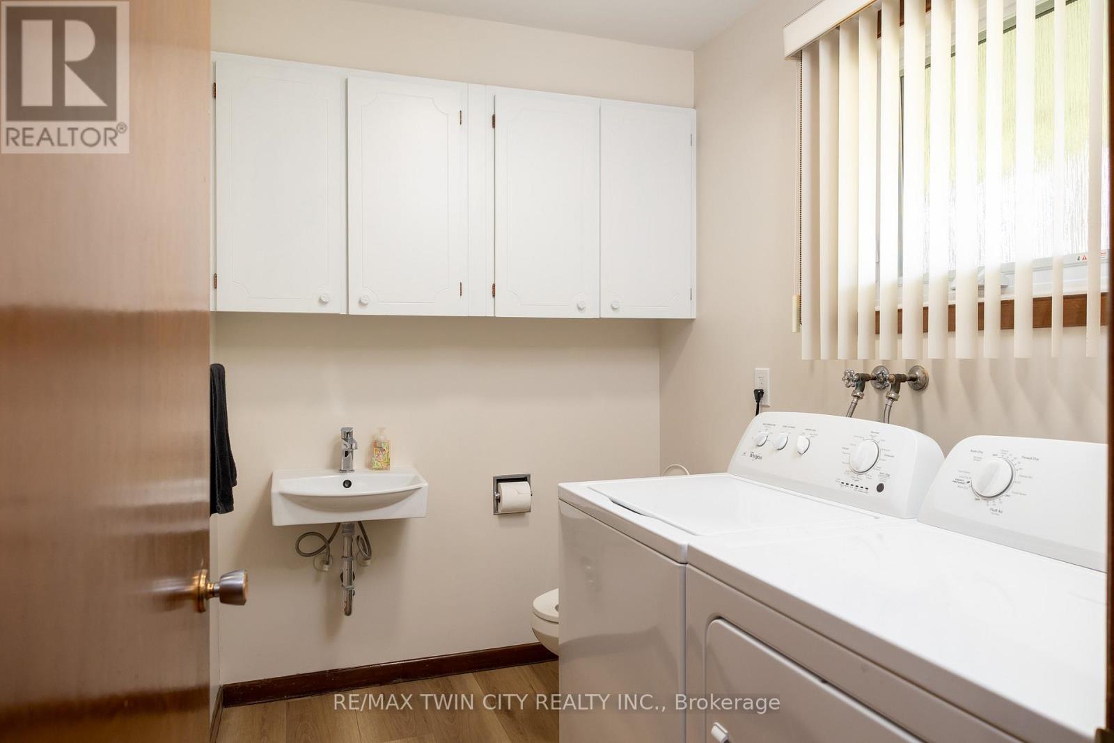 638 Oak Park Road, Brant, Ontario  N3T 5L8 - Photo 30 - X13052442