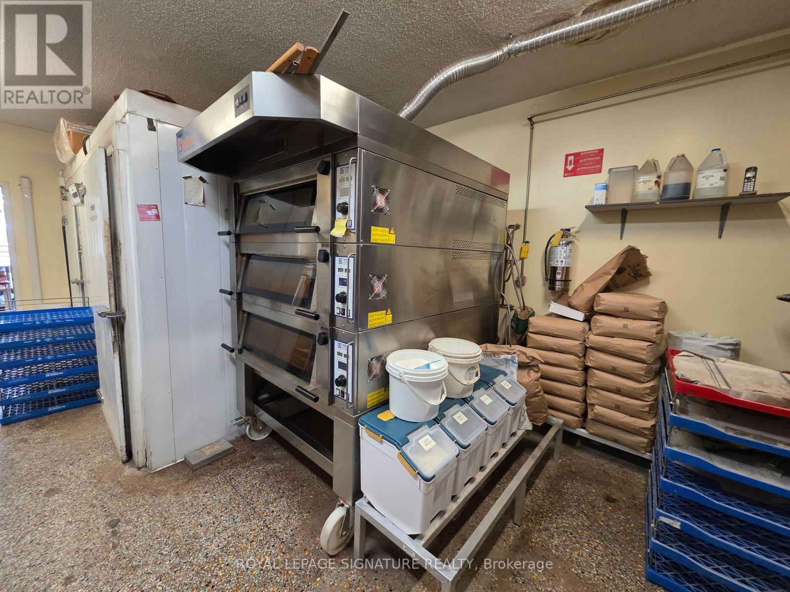 11 - 2783 Lake Shore Boulevard W, Toronto, Ontario  M8V 1H4 - Photo 5 - W12884408