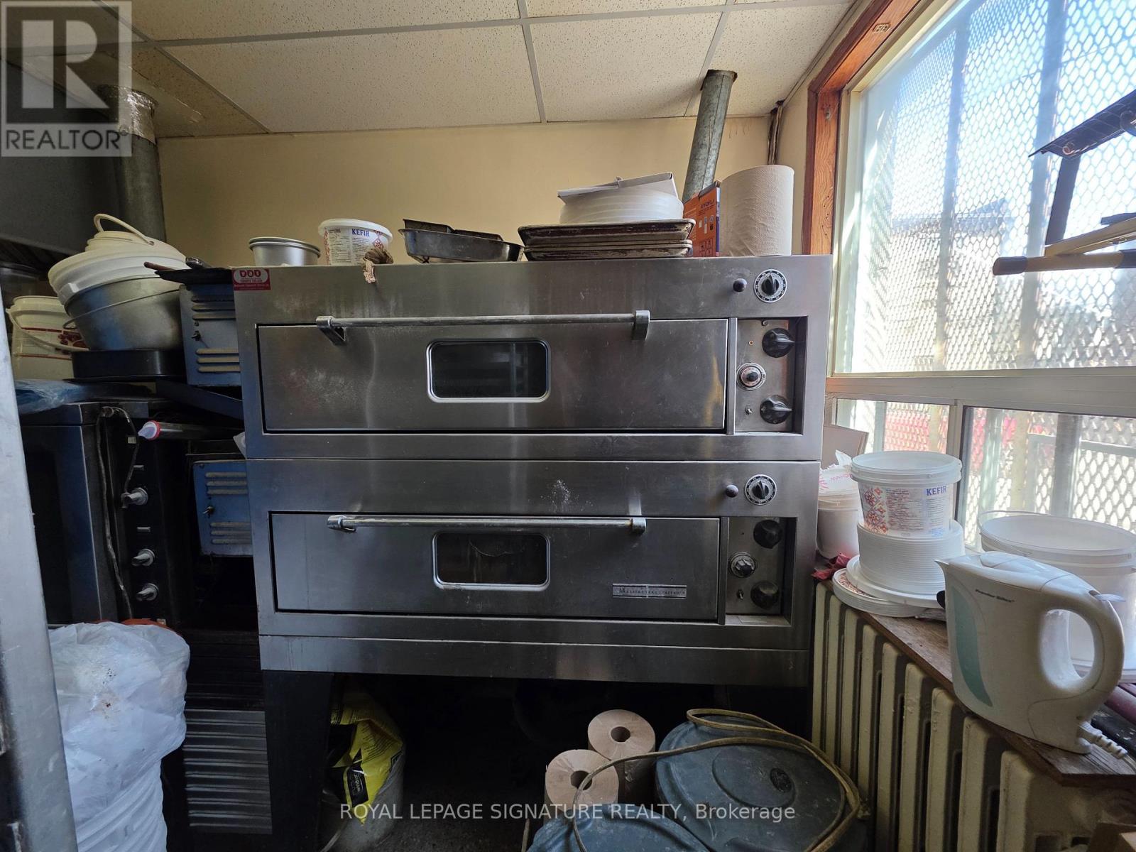 11 - 2783 Lake Shore Boulevard W, Toronto, Ontario  M8V 1H4 - Photo 7 - W12884408