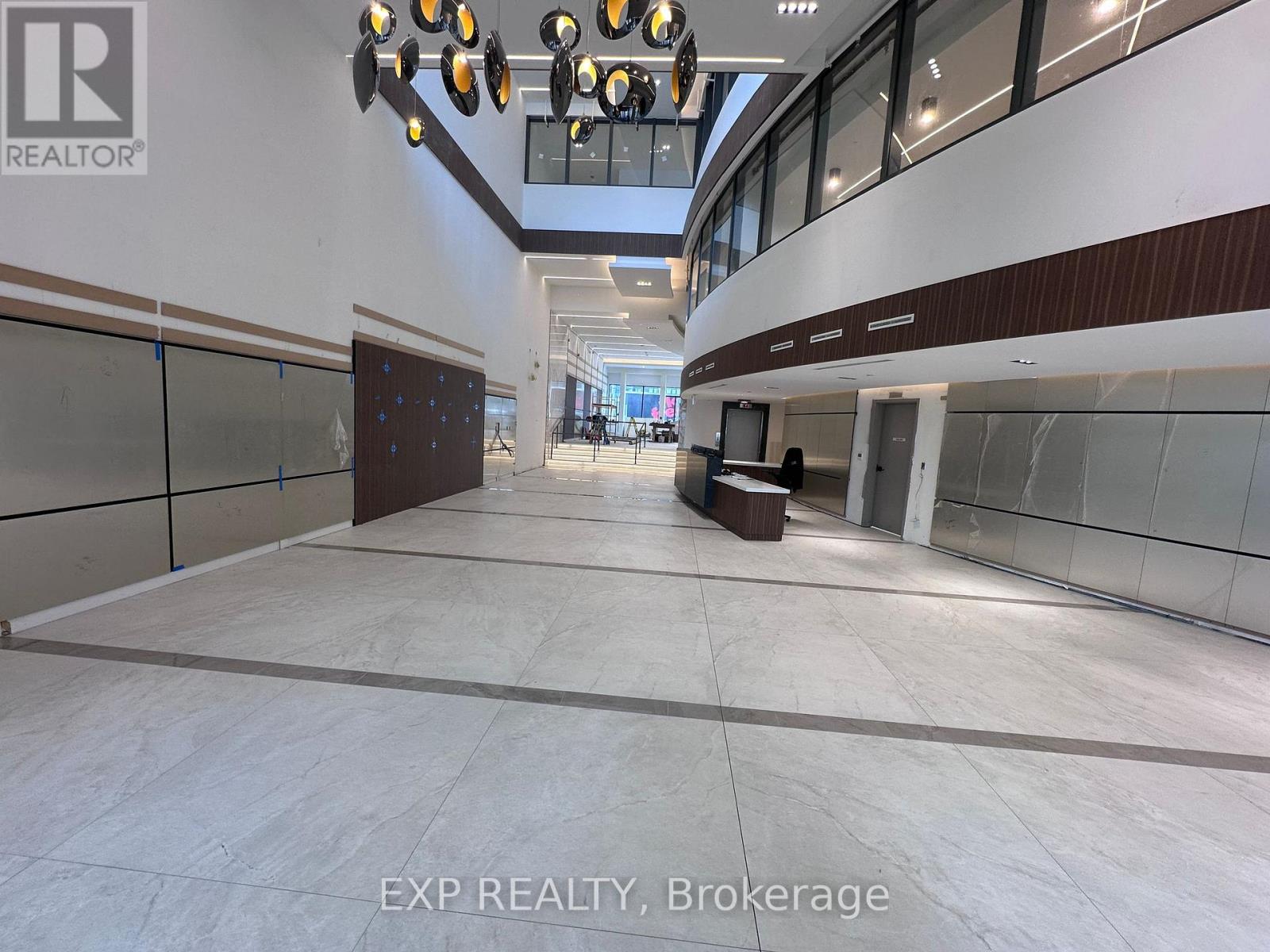 628 - 5105 HURONTARIO STREET, Mississauga, Ontario