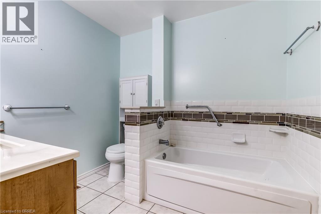 19 Hanlon Place Unit# 15, Paris, Ontario  N3L 4E7 - Photo 17 - 40821318