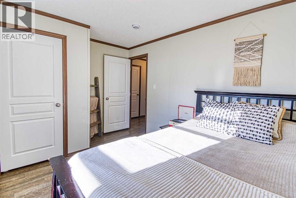 1004 6th Avenue, Beaverlodge, Alberta  T0H 0C0 - Photo 19 - A2304006