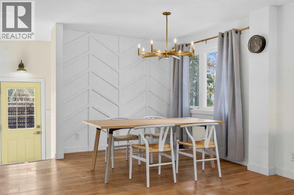 12 Glacier Drive Sw, Calgary, Alberta  T3E 5A1 - Photo 10 - A2305055