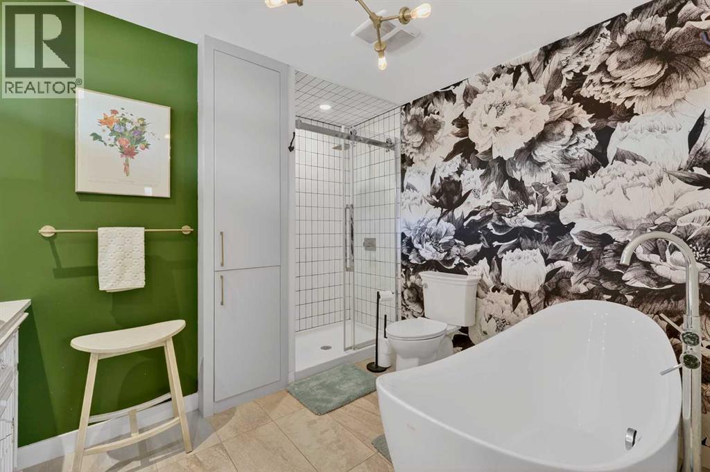 12 Glacier Drive Sw, Calgary, Alberta  T3E 5A1 - Photo 15 - A2305055