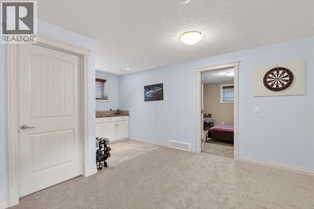 2 Ranchers Green, Okotoks, Alberta  T1S 0G6 - Photo 37 - A2294332