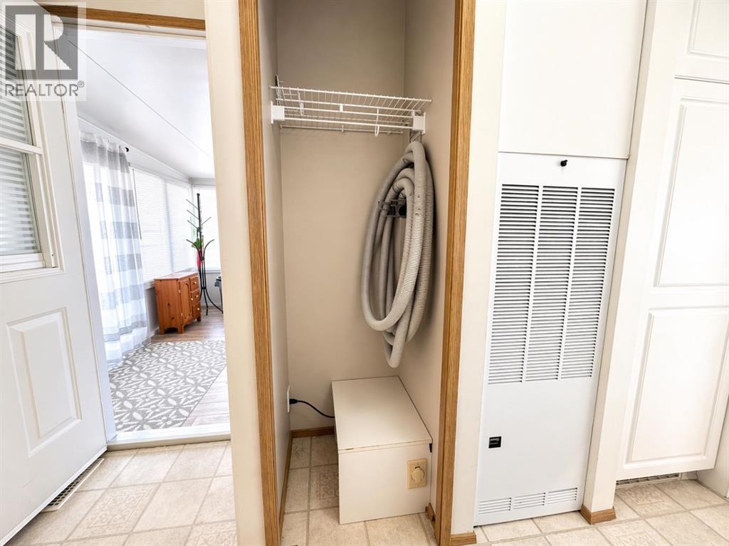 2010, 35468 Range Road 30, Rural Red Deer County, Alberta  T4G 0M3 - Photo 18 - A2302594