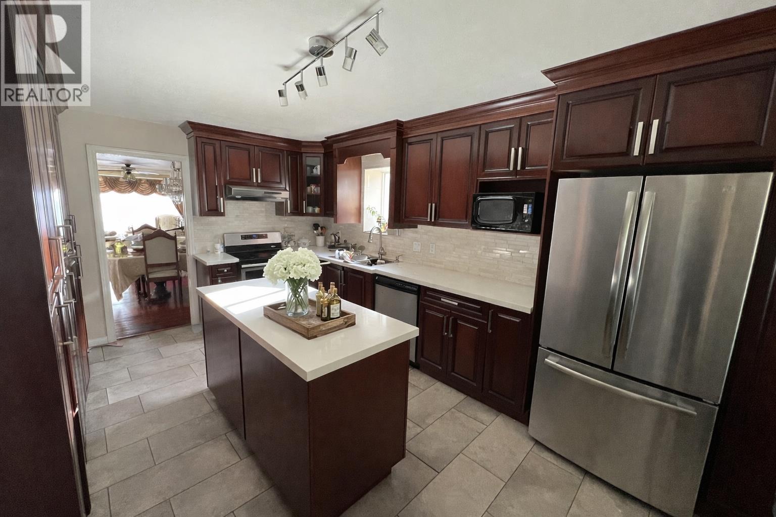 2011 Seventh Avenue, New Westminster, British Columbia  V3M 2L5 - Photo 9 - R3098932