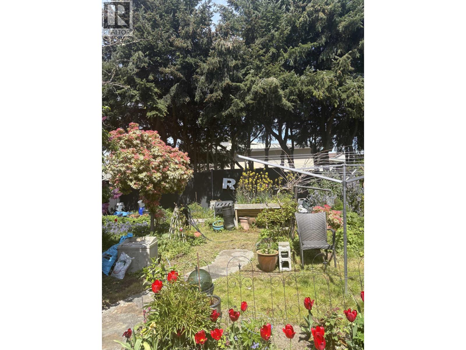 5702 Medusa Street, Sechelt, British Columbia  V0N 3A0 - Photo 37 - R3099668