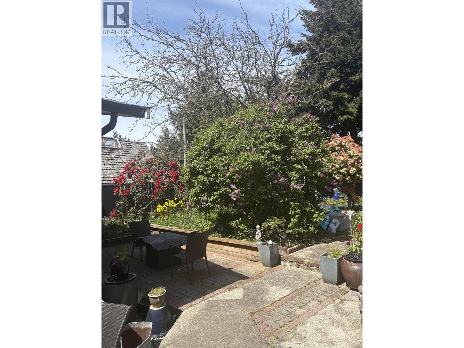 5702 Medusa Street, Sechelt, British Columbia  V0N 3A0 - Photo 38 - R3099668