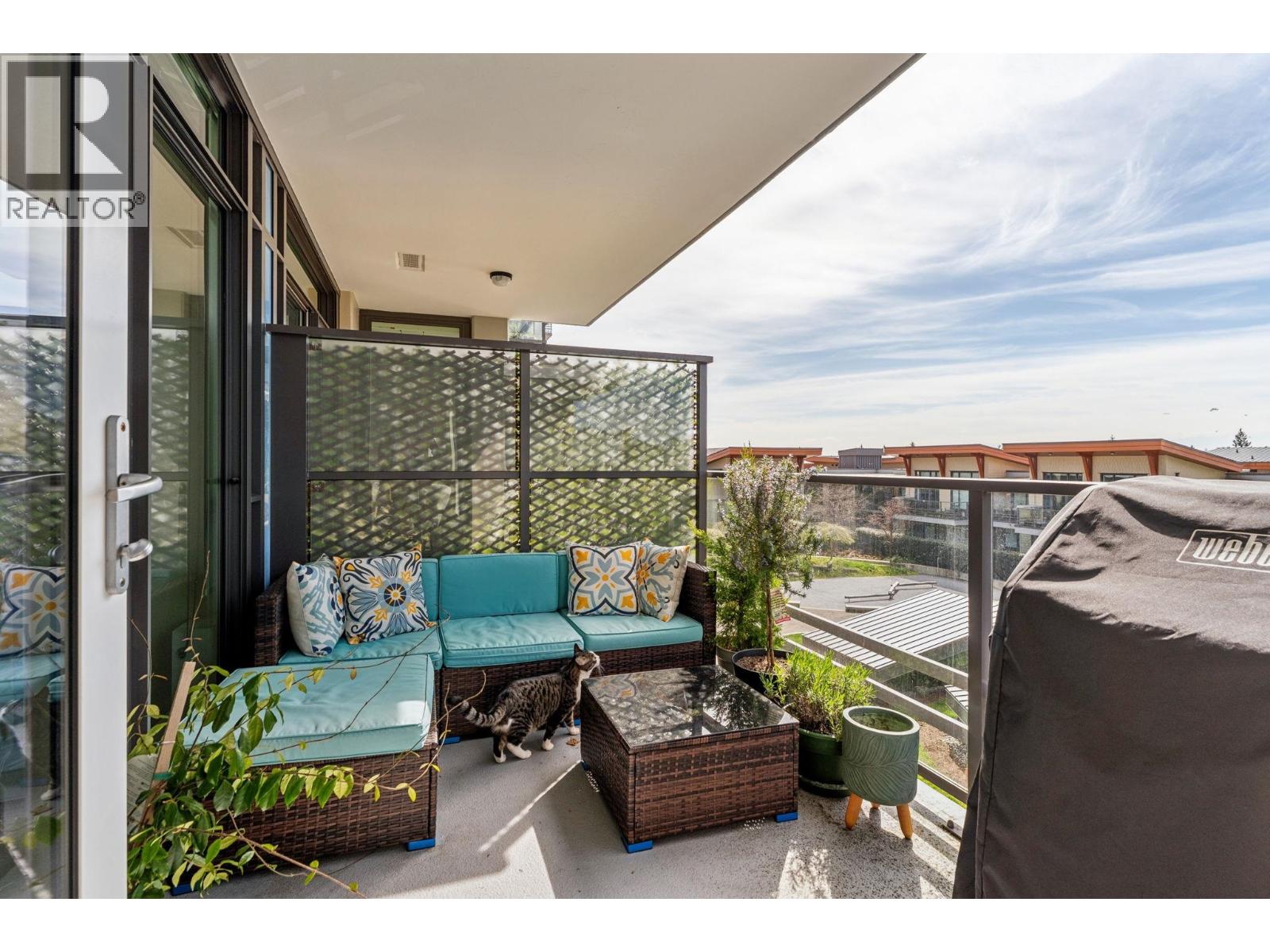 403 2780 Valley Centre Avenue, North Vancouver, British Columbia  V7J 0C4 - Photo 2 - R3111708