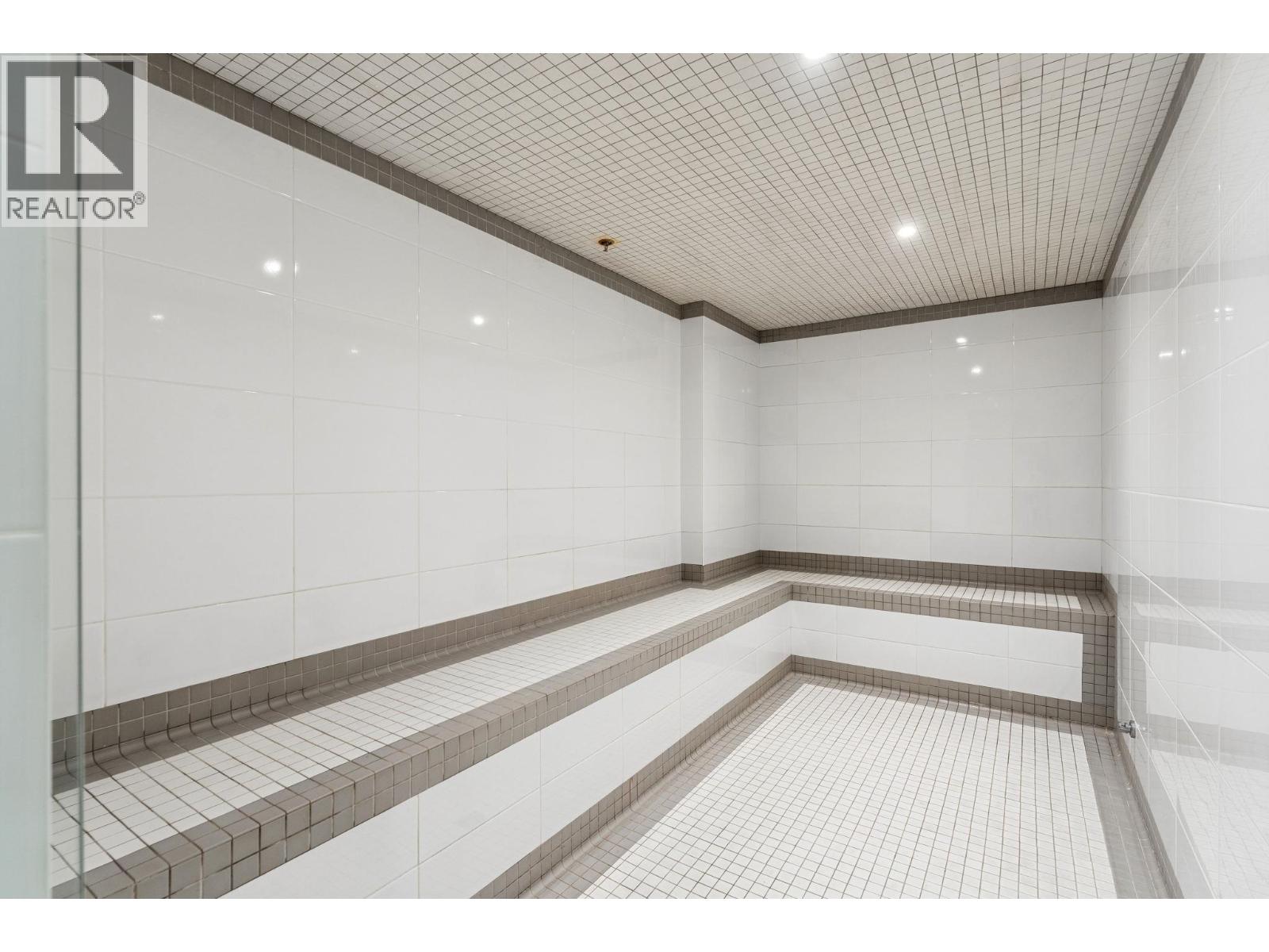 403 2780 Valley Centre Avenue, North Vancouver, British Columbia  V7J 0C4 - Photo 28 - R3111708