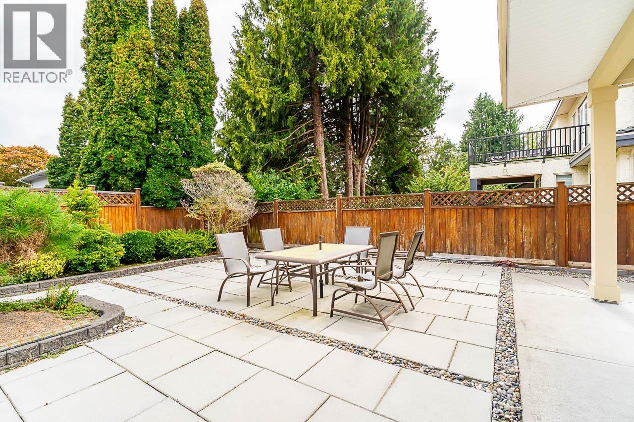 9028 Pinewell Crescent, Richmond, British Columbia  V7A 2C6 - Photo 8 - R3116593