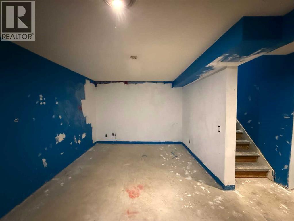 93, 1555 Falconridge Drive, Calgary, Alberta  T3J 1L8 - Photo 32 - A2302602