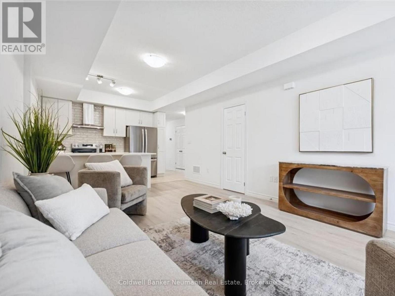 6-53 ALLEGRO COMMON, cambridge, Ontario