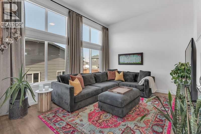 118 Legacy Reach Common Se, Calgary, Alberta  T2X 4G9 - Photo 7 - A2305140