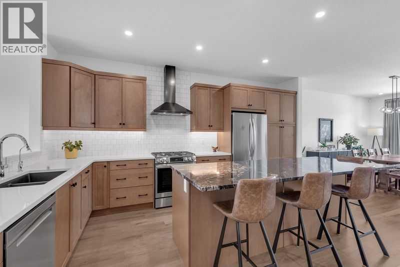 118 Legacy Reach Common Se, Calgary, Alberta  T2X 4G9 - Photo 5 - A2305140