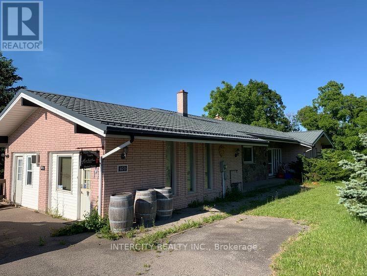 450 Queenston Road, Niagara-On-The-Lake, Ontario  L0S 0J1 - Photo 15 - X13039656