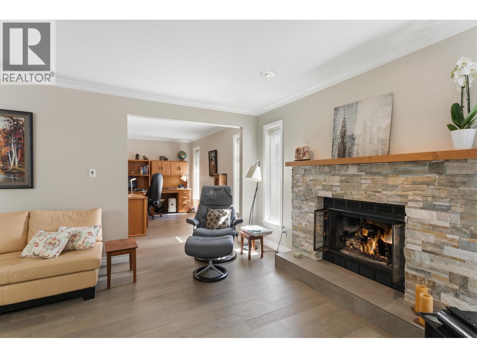 2465 Berton Place, North Vancouver, British Columbia  V7H 2W9 - Photo 15 - R3116600