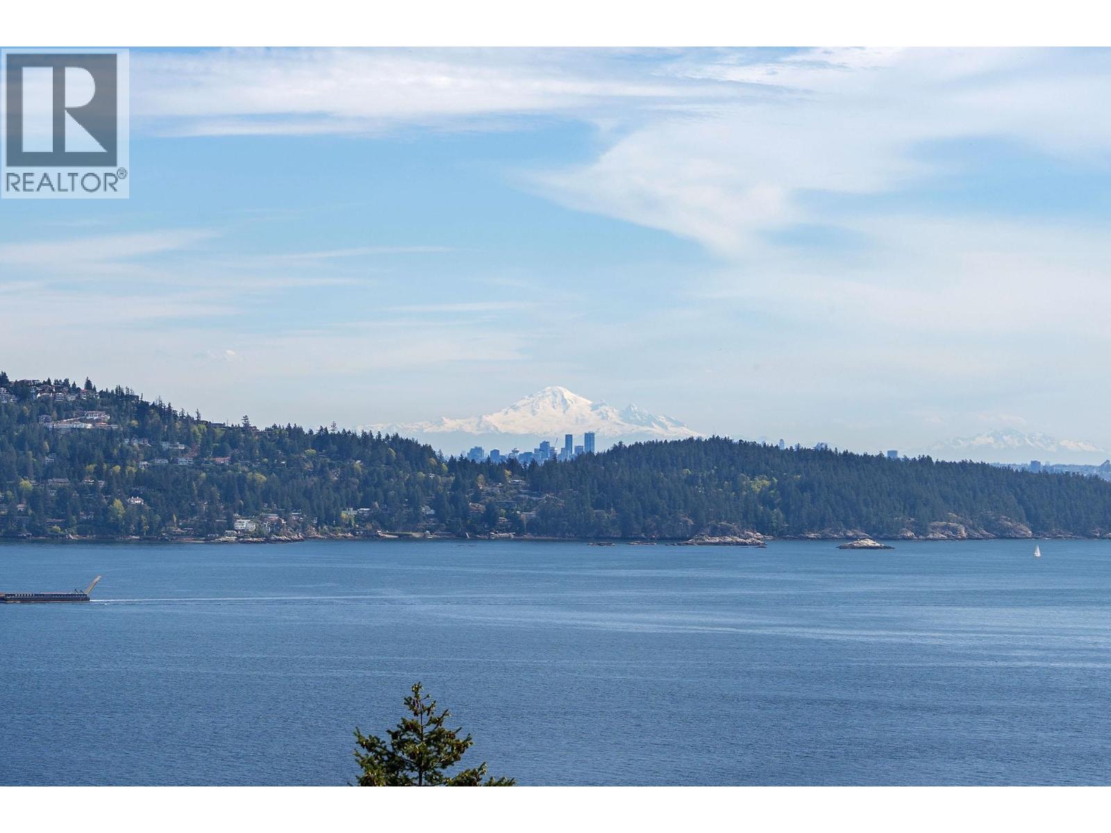 743 Channelview Drive, Bowen Island, British Columbia  V0N 1G1 - Photo 2 - R3116605