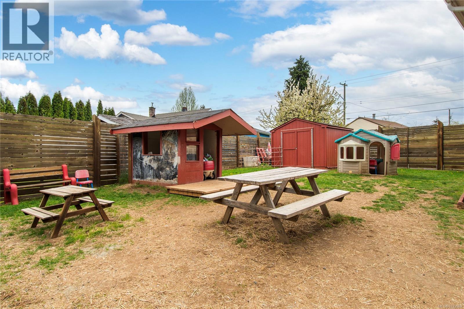 3402 Bevan Rd, Cumberland, British Columbia  V0R 1S0 - Photo 31 - 1033669