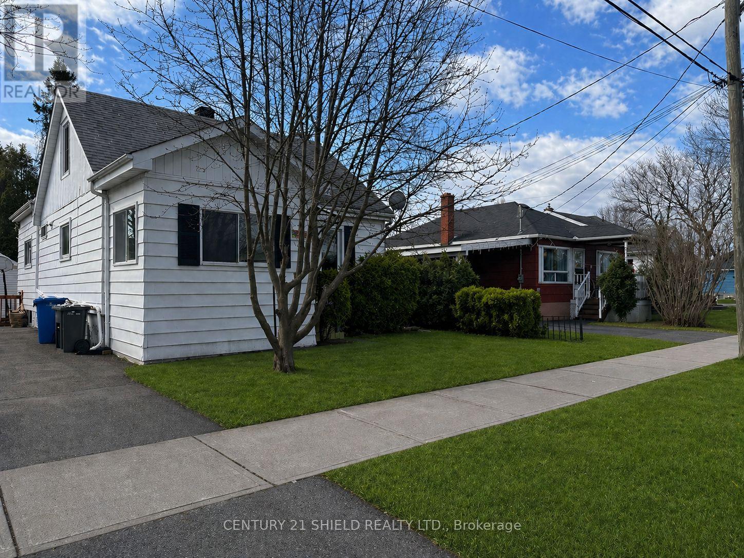 1005 THIRD STREET E, Cornwall, Ontario