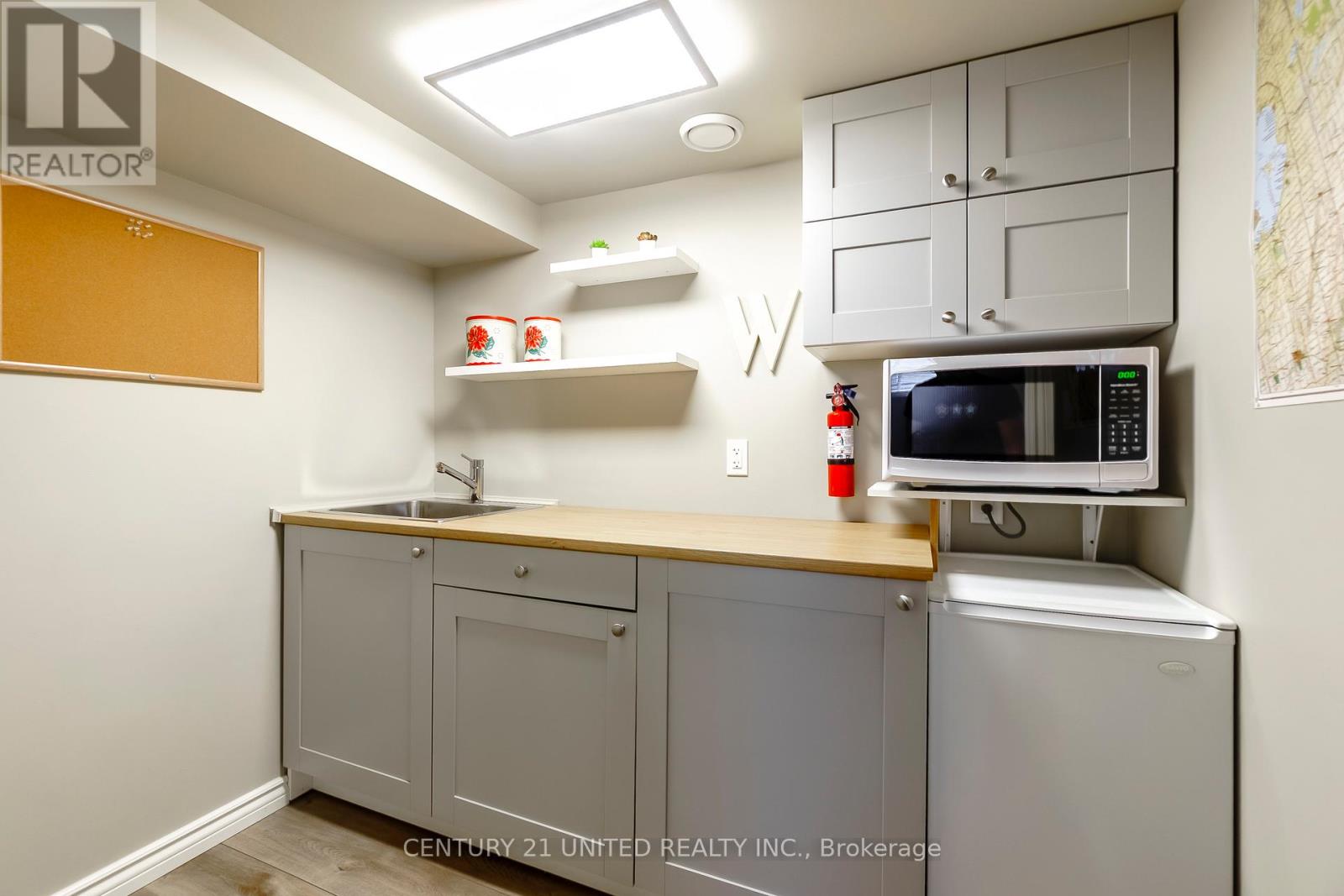 14 Summer Lane, Peterborough, Ontario  K9L 0G4 - Photo 29 - X12910076