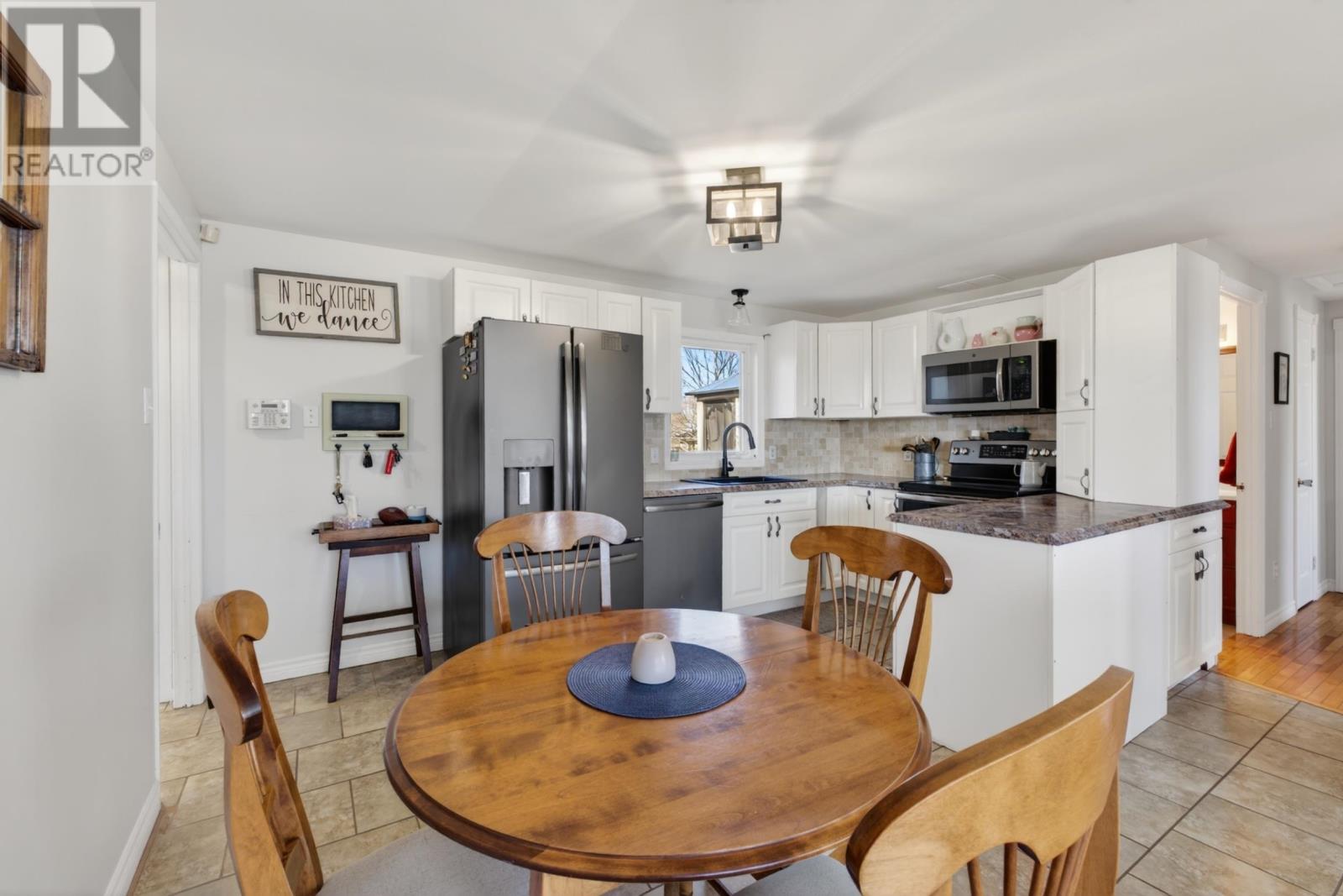 194 Pope Road, Summerside, Prince Edward Island  C1N 5E2 - Photo 19 - 202608819