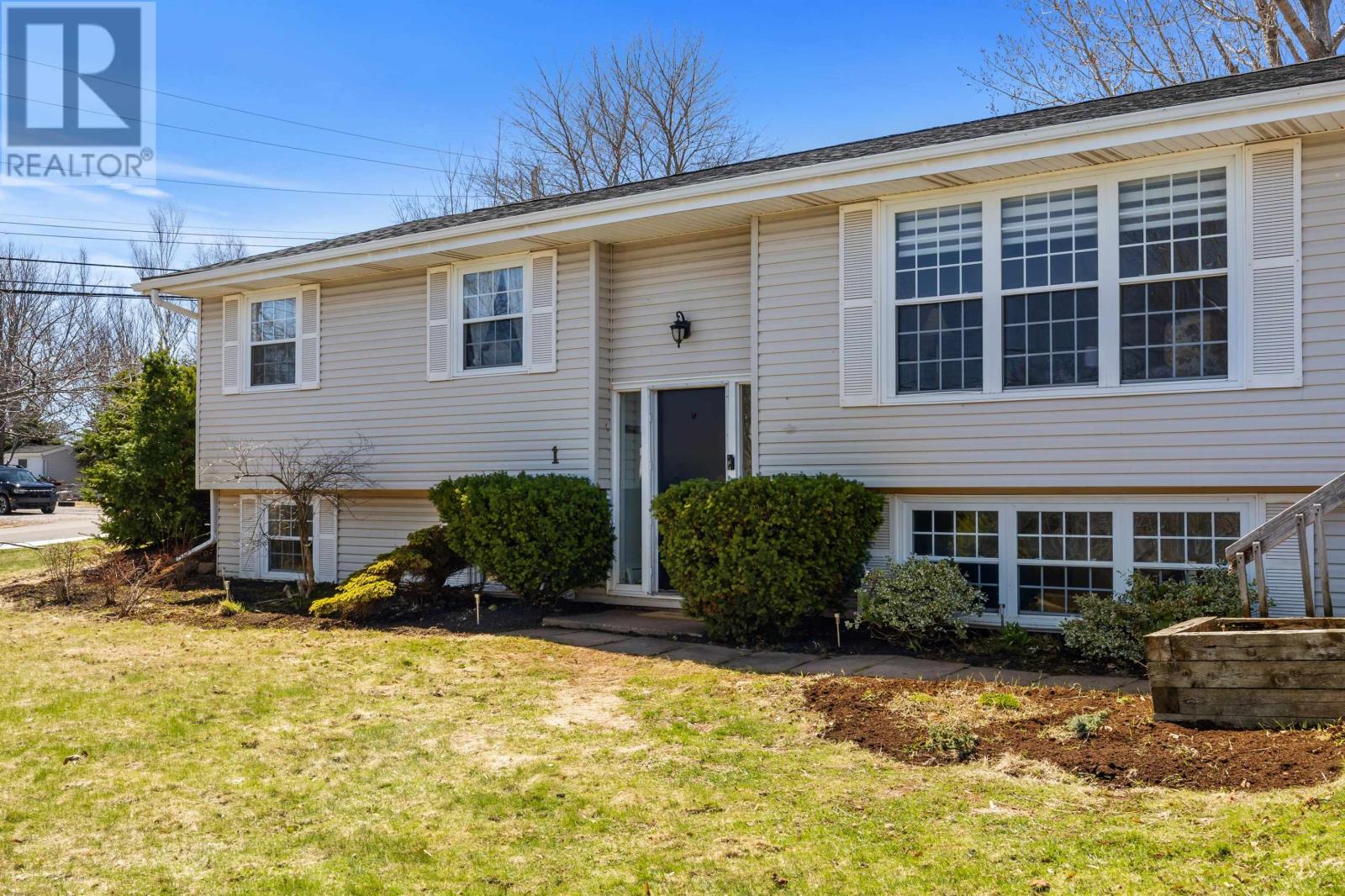 1 Braemore Avenue, Charlottetown, Prince Edward Island  C1E 1N5 - Photo 4 - 202608821