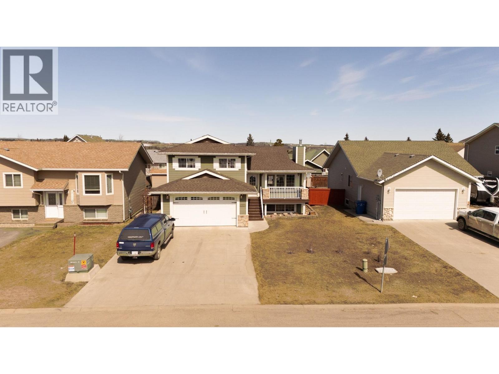 8720 114 AVENUE, Fort St. John, British Columbia